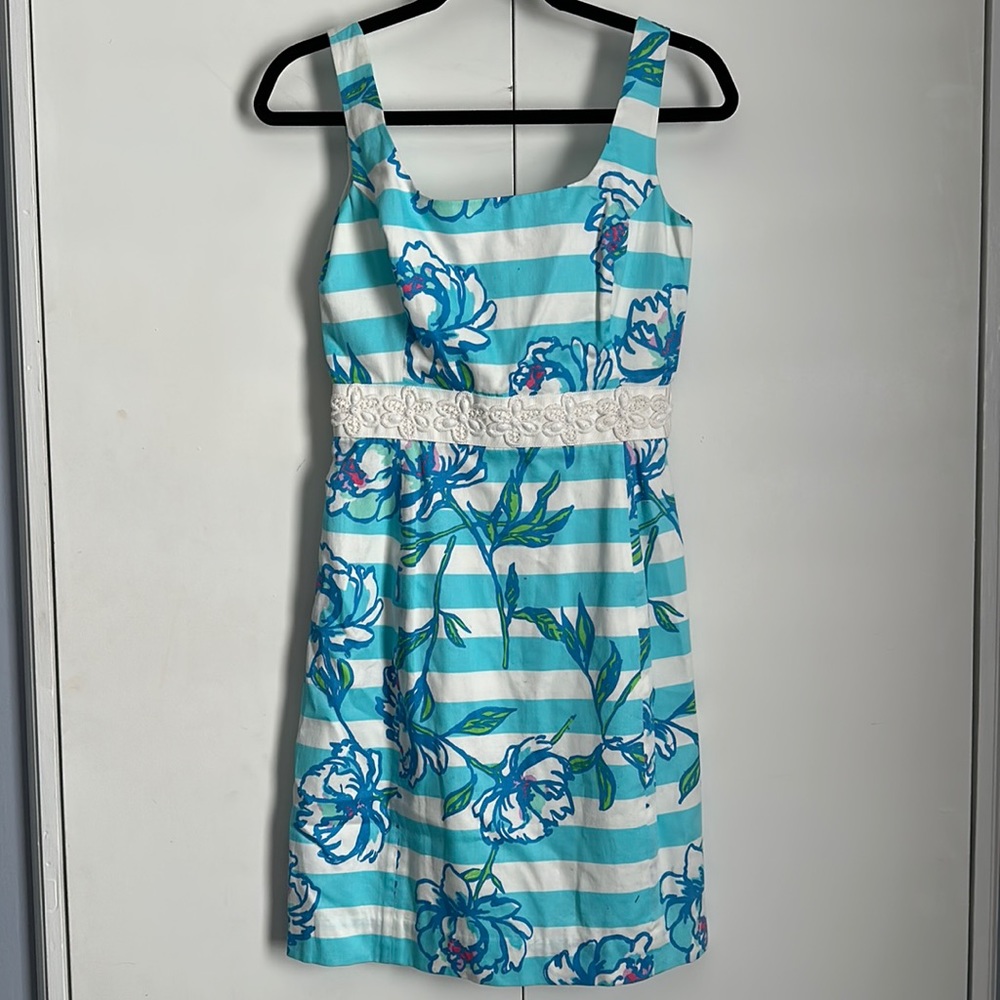 Lilly Pulitzer Blue and White Floral Dress 2